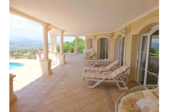 Villa in Javea zu verkaufen, Woongedeelte 685 m², Klimaanlage, Grondstuk 2397 m², 5 Slaapkamers, 5 Badkamers, Pool, ref.: BS-3974726-6