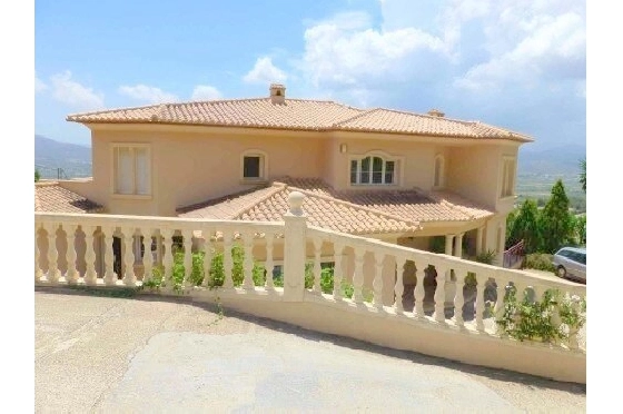 Villa in Javea zu verkaufen, Woongedeelte 685 m², Klimaanlage, Grondstuk 2397 m², 5 Slaapkamers, 5 Badkamers, Pool, ref.: BS-3974726-9