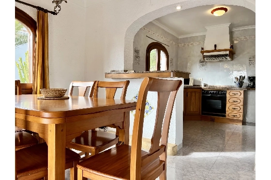 Villa in Javea zu verkaufen, Woongedeelte 230 m², 5 Slaapkamers, 4 Badkamers, Pool, ref.: BS-8207078-10