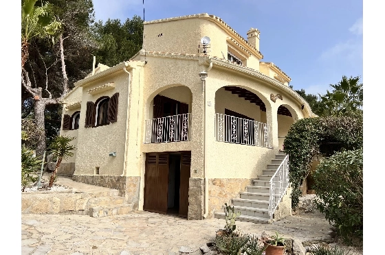 Villa in Javea zu verkaufen, Woongedeelte 230 m², 5 Slaapkamers, 4 Badkamers, Pool, ref.: BS-8207078-17