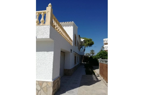 Villa in Javea zu verkaufen, Woongedeelte 328 m², 6 Slaapkamers, 3 Badkamers, ref.: BS-82419544-21
