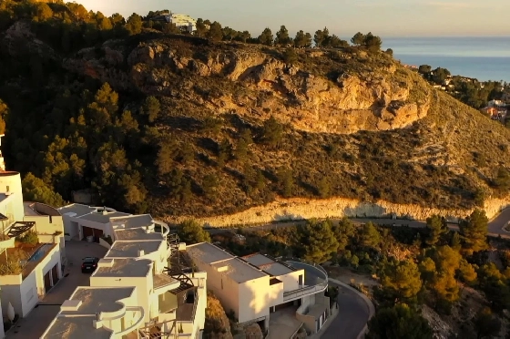 Villa in Altea zu verkaufen, Woongedeelte 415 m², 5 Slaapkamers, 6 Badkamers, Pool, ref.: BS-82447821-6