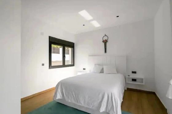 Villa in Javea zu verkaufen, Woongedeelte 380 m², Klimaanlage, 4 Slaapkamers, 4 Badkamers, Pool, ref.: BS-82508770-28