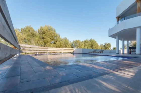 Villa in Javea zu verkaufen, Woongedeelte 380 m², Klimaanlage, 4 Slaapkamers, 4 Badkamers, Pool, ref.: BS-82508770-32