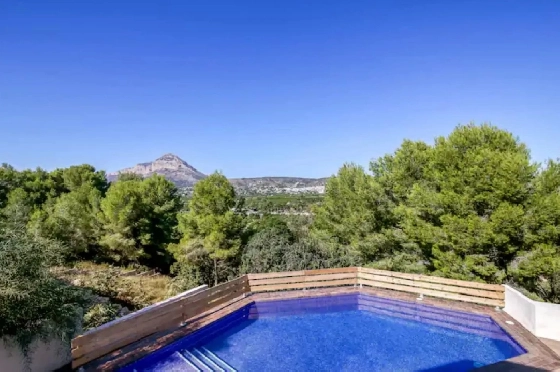 Villa in Javea zu verkaufen, Woongedeelte 380 m², Klimaanlage, 4 Slaapkamers, 4 Badkamers, Pool, ref.: BS-82508770-34
