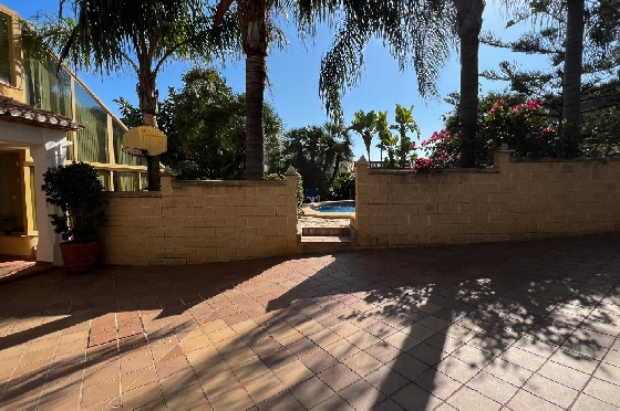 Villa in Denia zu vermieten, Woongedeelte 200 m², Zustand gepflegt, + Zentralheizung, Klimaanlage, Grondstuk 900 m², 3 Slaapkamers, 2 Badkamers, Pool, ref.: D-0123-10
