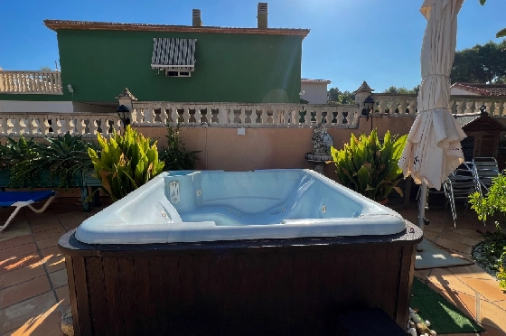 Villa in Denia zu vermieten, Woongedeelte 200 m², Zustand gepflegt, + Zentralheizung, Klimaanlage, Grondstuk 900 m², 3 Slaapkamers, 2 Badkamers, Pool, ref.: D-0123-19