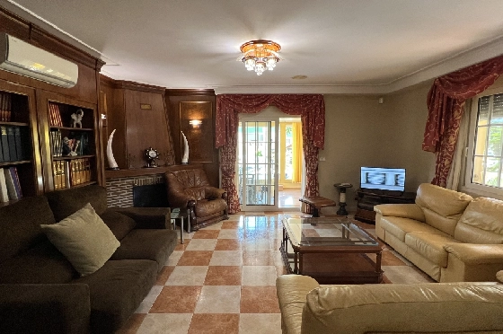 Villa in Denia zu vermieten, Woongedeelte 200 m², Zustand gepflegt, + Zentralheizung, Klimaanlage, Grondstuk 900 m², 3 Slaapkamers, 2 Badkamers, Pool, ref.: D-0123-33