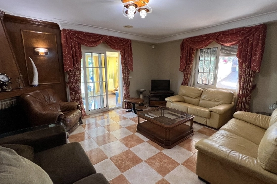 Villa in Denia zu vermieten, Woongedeelte 200 m², Zustand gepflegt, + Zentralheizung, Klimaanlage, Grondstuk 900 m², 3 Slaapkamers, 2 Badkamers, Pool, ref.: D-0123-34
