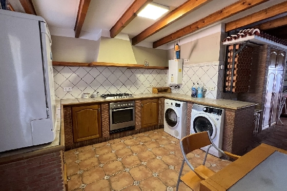 Villa in Denia zu vermieten, Woongedeelte 200 m², Zustand gepflegt, + Zentralheizung, Klimaanlage, Grondstuk 900 m², 3 Slaapkamers, 2 Badkamers, Pool, ref.: D-0123-42