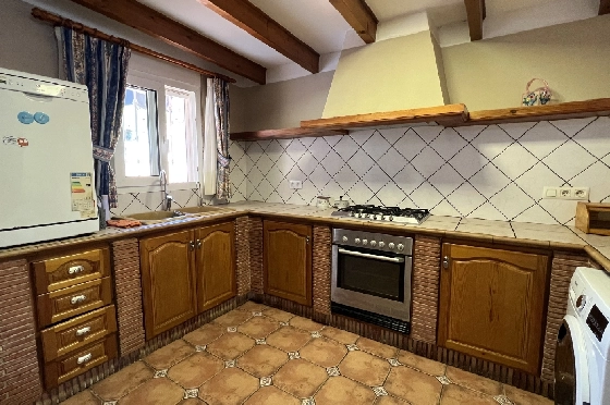 Villa in Denia zu vermieten, Woongedeelte 200 m², Zustand gepflegt, + Zentralheizung, Klimaanlage, Grondstuk 900 m², 3 Slaapkamers, 2 Badkamers, Pool, ref.: D-0123-43