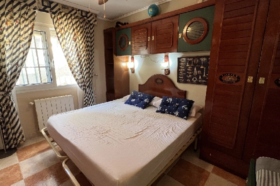 Villa in Denia zu vermieten, Woongedeelte 200 m², Zustand gepflegt, + Zentralheizung, Klimaanlage, Grondstuk 900 m², 3 Slaapkamers, 2 Badkamers, Pool, ref.: D-0123-52