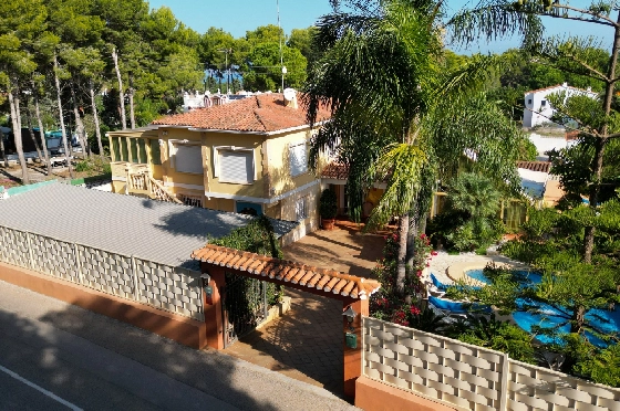Villa in Denia zu vermieten, Woongedeelte 200 m², Zustand gepflegt, + Zentralheizung, Klimaanlage, Grondstuk 900 m², 3 Slaapkamers, 2 Badkamers, Pool, ref.: D-0123-7