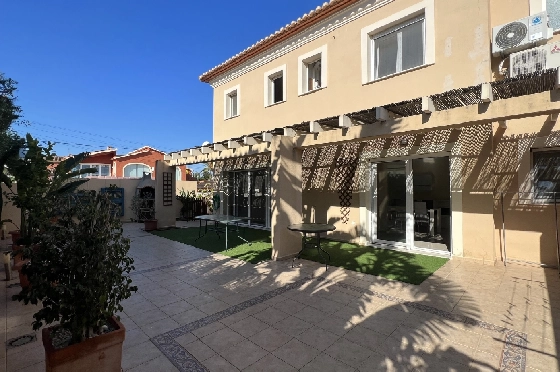 Reihenhaus in Denia zu vermieten, Woongedeelte 130 m², Zustand gepflegt, + KLIMA, Klimaanlage, Grondstuk 160 m², 4 Slaapkamers, 3 Badkamers, Pool, ref.: D-0223-11
