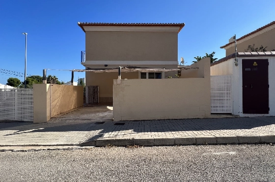 Reihenhaus in Denia zu vermieten, Woongedeelte 130 m², Zustand gepflegt, + KLIMA, Klimaanlage, Grondstuk 160 m², 4 Slaapkamers, 3 Badkamers, Pool, ref.: D-0223-19