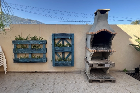 Reihenhaus in Denia zu vermieten, Woongedeelte 130 m², Zustand gepflegt, + KLIMA, Klimaanlage, Grondstuk 160 m², 4 Slaapkamers, 3 Badkamers, Pool, ref.: D-0223-20