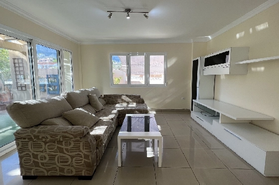 Reihenhaus in Denia zu vermieten, Woongedeelte 130 m², Zustand gepflegt, + KLIMA, Klimaanlage, Grondstuk 160 m², 4 Slaapkamers, 3 Badkamers, Pool, ref.: D-0223-21