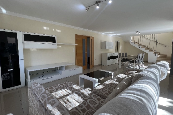 Reihenhaus in Denia zu vermieten, Woongedeelte 130 m², Zustand gepflegt, + KLIMA, Klimaanlage, Grondstuk 160 m², 4 Slaapkamers, 3 Badkamers, Pool, ref.: D-0223-27
