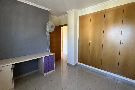 Reihenhaus in Denia zu vermieten, Woongedeelte 130 m², Zustand gepflegt, + KLIMA, Klimaanlage, Grondstuk 160 m², 4 Slaapkamers, 3 Badkamers, Pool, ref.: D-0223-45
