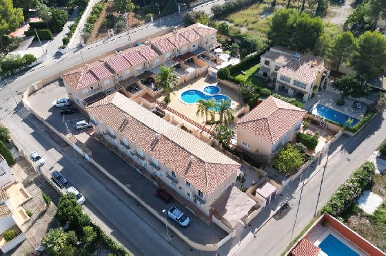 Reihenhaus in Denia zu vermieten, Woongedeelte 130 m², Zustand gepflegt, + KLIMA, Klimaanlage, Grondstuk 160 m², 4 Slaapkamers, 3 Badkamers, Pool, ref.: D-0223-5