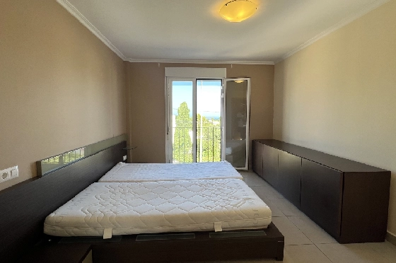 Reihenhaus in Denia zu vermieten, Woongedeelte 130 m², Zustand gepflegt, + KLIMA, Klimaanlage, Grondstuk 160 m², 4 Slaapkamers, 3 Badkamers, Pool, ref.: D-0223-53