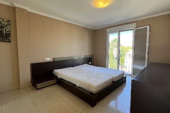 Reihenhaus in Denia zu vermieten, Woongedeelte 130 m², Zustand gepflegt, + KLIMA, Klimaanlage, Grondstuk 160 m², 4 Slaapkamers, 3 Badkamers, Pool, ref.: D-0223-54