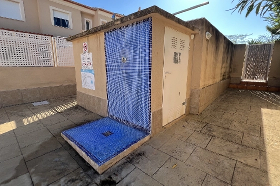 Reihenhaus in Denia zu vermieten, Woongedeelte 130 m², Zustand gepflegt, + KLIMA, Klimaanlage, Grondstuk 160 m², 4 Slaapkamers, 3 Badkamers, Pool, ref.: D-0223-8