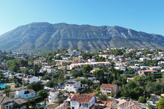 Reihenhaus in Denia zu vermieten, Woongedeelte 130 m², Zustand gepflegt, + KLIMA, Klimaanlage, Grondstuk 160 m², 4 Slaapkamers, 3 Badkamers, Pool, ref.: D-0223-9