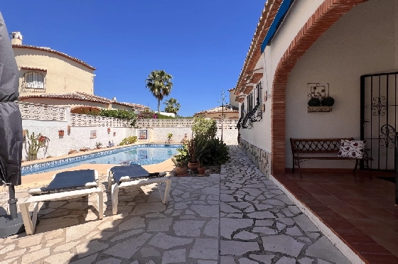 Villa in Els Poblets zur Ferienvermietung, Woongedeelte 125 m², Bouwjaar 2003, + KLIMA, Klimaanlage, Grondstuk 400 m², 2 Slaapkamers, 2 Badkamers, Pool, ref.: T-1123-21
