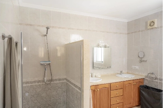 Villa in Javea zu verkaufen, Woongedeelte 220 m², Klimaanlage, 4 Slaapkamers, 2 Badkamers, Pool, ref.: BS-83565899-13