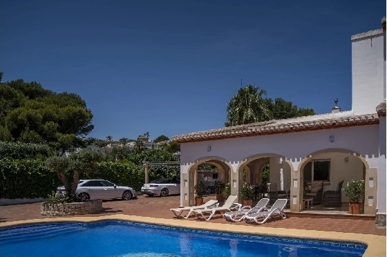 Villa in Javea zu verkaufen, Woongedeelte 220 m², Klimaanlage, 4 Slaapkamers, 2 Badkamers, Pool, ref.: BS-83565899-17