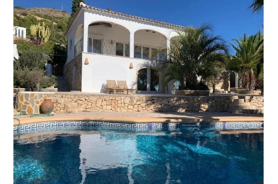 Villa in Javea zu verkaufen, Woongedeelte 257 m², 5 Slaapkamers, 3 Badkamers, Pool, ref.: BS-83635642-1