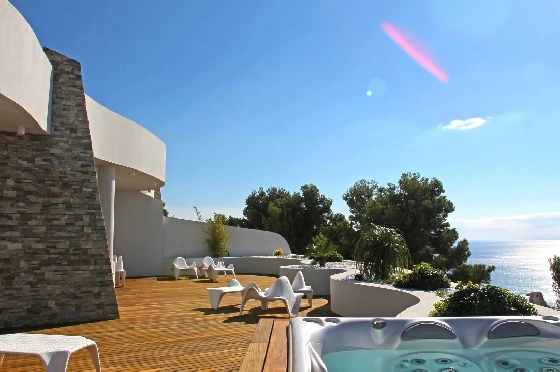 Apartment in Altea zu verkaufen, Woongedeelte 585 m², 3 Slaapkamers, 3 Badkamers, Pool, ref.: BS-83710397-39