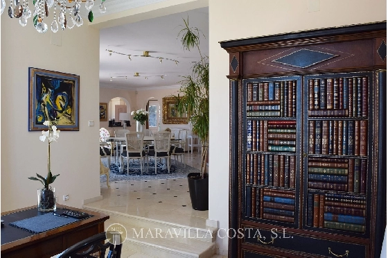 Villa in Pedreguer zu verkaufen, Woongedeelte 425 m², Bouwjaar 2006, + Fussbodenheizung, Klimaanlage, Grondstuk 1382 m², 5 Slaapkamers, 4 Badkamers, Pool, ref.: MV-2376-15