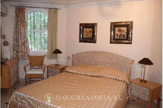 Villa in Pedreguer zu verkaufen, Woongedeelte 425 m², Bouwjaar 2006, + Fussbodenheizung, Klimaanlage, Grondstuk 1382 m², 5 Slaapkamers, 4 Badkamers, Pool, ref.: MV-2376-18