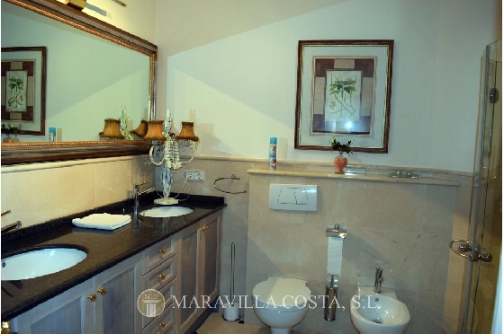 Villa in Pedreguer zu verkaufen, Woongedeelte 425 m², Bouwjaar 2006, + Fussbodenheizung, Klimaanlage, Grondstuk 1382 m², 5 Slaapkamers, 4 Badkamers, Pool, ref.: MV-2376-20