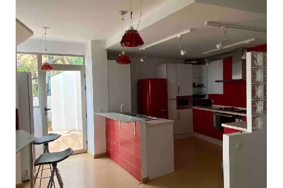 Villa in Javea zu verkaufen, Woongedeelte 219 m², Klimaanlage, 3 Slaapkamers, 4 Badkamers, Pool, ref.: BS-83937153-18