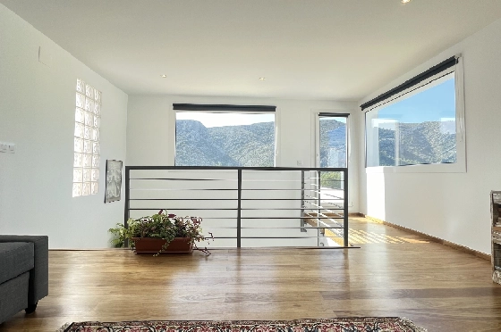 Villa in Pedreguer zu verkaufen, Woongedeelte 137 m², Bouwjaar 2015, Zustand gepflegt, + Ofen, Klimaanlage, Grondstuk 403 m², 2 Slaapkamers, 2 Badkamers, Pool, ref.: RG-0124-20