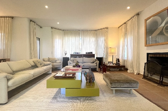 Villa in Denia(Las Rotas) zu verkaufen, Woongedeelte 280 m², Bouwjaar 1989, Zustand gepflegt, + Zentralheizung, Grondstuk 1150 m², 5 Slaapkamers, 4 Badkamers, Pool, ref.: SC-T0424-11
