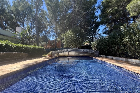 Villa in Denia(Las Rotas) zu verkaufen, Woongedeelte 280 m², Bouwjaar 1989, Zustand gepflegt, + Zentralheizung, Grondstuk 1150 m², 5 Slaapkamers, 4 Badkamers, Pool, ref.: SC-T0424-5
