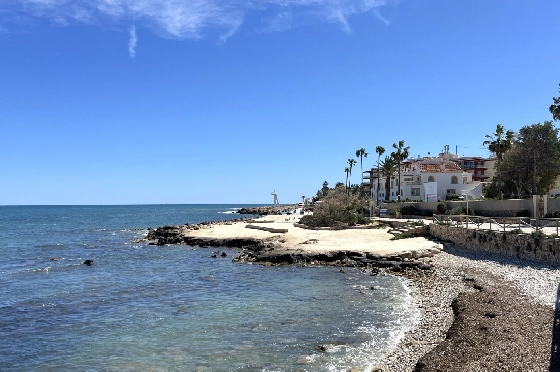 Villa in Denia(Las Rotas) zu verkaufen, Woongedeelte 280 m², Bouwjaar 1989, Zustand gepflegt, + Zentralheizung, Grondstuk 1150 m², 5 Slaapkamers, 4 Badkamers, Pool, ref.: SC-T0424-8