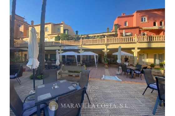 Investition in Javea zu verkaufen, Woongedeelte 140 m², Klimaanlage, Pool, ref.: MV-2503-10