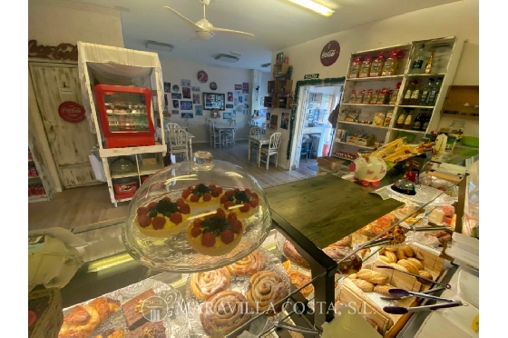 Investition in Javea zu verkaufen, Woongedeelte 140 m², Klimaanlage, Pool, ref.: MV-2503-4
