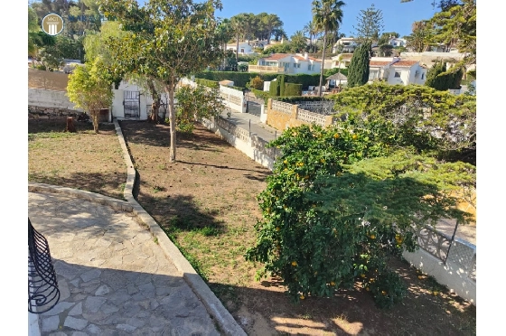 Villa in Javea zu verkaufen, Woongedeelte 176 m², Bouwjaar 1980, Klimaanlage, Grondstuk 1606 m², 3 Slaapkamers, 3 Badkamers, Pool, ref.: MV-M-2510-13