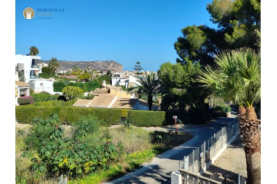 Villa in Javea zu verkaufen, Woongedeelte 176 m², Bouwjaar 1980, Klimaanlage, Grondstuk 1606 m², 3 Slaapkamers, 3 Badkamers, Pool, ref.: MV-M-2510-14