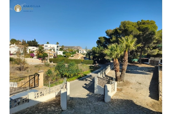 Villa in Javea zu verkaufen, Woongedeelte 176 m², Bouwjaar 1980, Klimaanlage, Grondstuk 1606 m², 3 Slaapkamers, 3 Badkamers, Pool, ref.: MV-M-2510-15