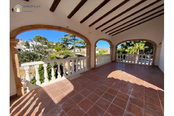 Villa in Javea zu verkaufen, Woongedeelte 176 m², Bouwjaar 1980, Klimaanlage, Grondstuk 1606 m², 3 Slaapkamers, 3 Badkamers, Pool, ref.: MV-M-2510-17