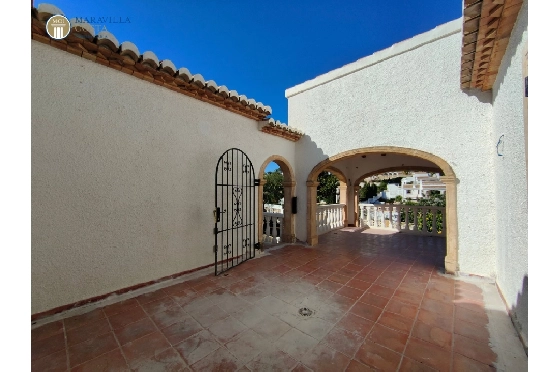 Villa in Javea zu verkaufen, Woongedeelte 176 m², Bouwjaar 1980, Klimaanlage, Grondstuk 1606 m², 3 Slaapkamers, 3 Badkamers, Pool, ref.: MV-M-2510-19