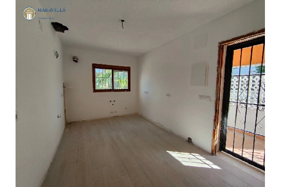 Villa in Javea zu verkaufen, Woongedeelte 176 m², Bouwjaar 1980, Klimaanlage, Grondstuk 1606 m², 3 Slaapkamers, 3 Badkamers, Pool, ref.: MV-M-2510-26
