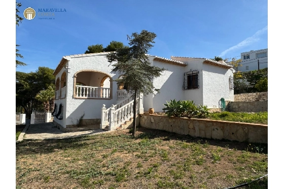 Villa in Javea zu verkaufen, Woongedeelte 176 m², Bouwjaar 1980, Klimaanlage, Grondstuk 1606 m², 3 Slaapkamers, 3 Badkamers, Pool, ref.: MV-M-2510-3